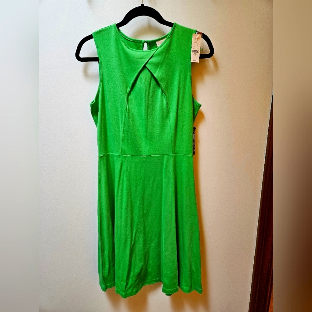 NWT Green Sleeveless Dress